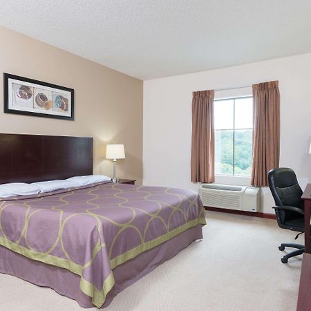 Super 8 By Wyndham Beaver Falls Exterior photo